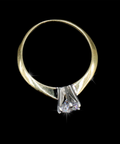 Anillo solitario, montura seis oros, rodio, oro 10K